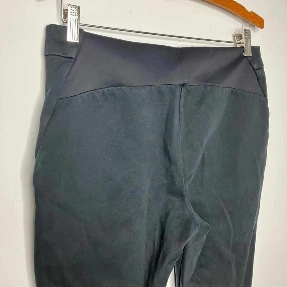 Nike ankle cropped knit pants‎ size 12